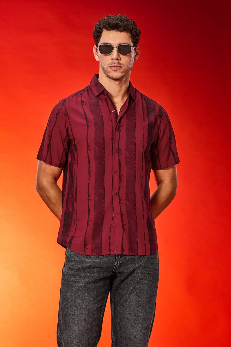 Men's Vertical Stripe Casual Shirt